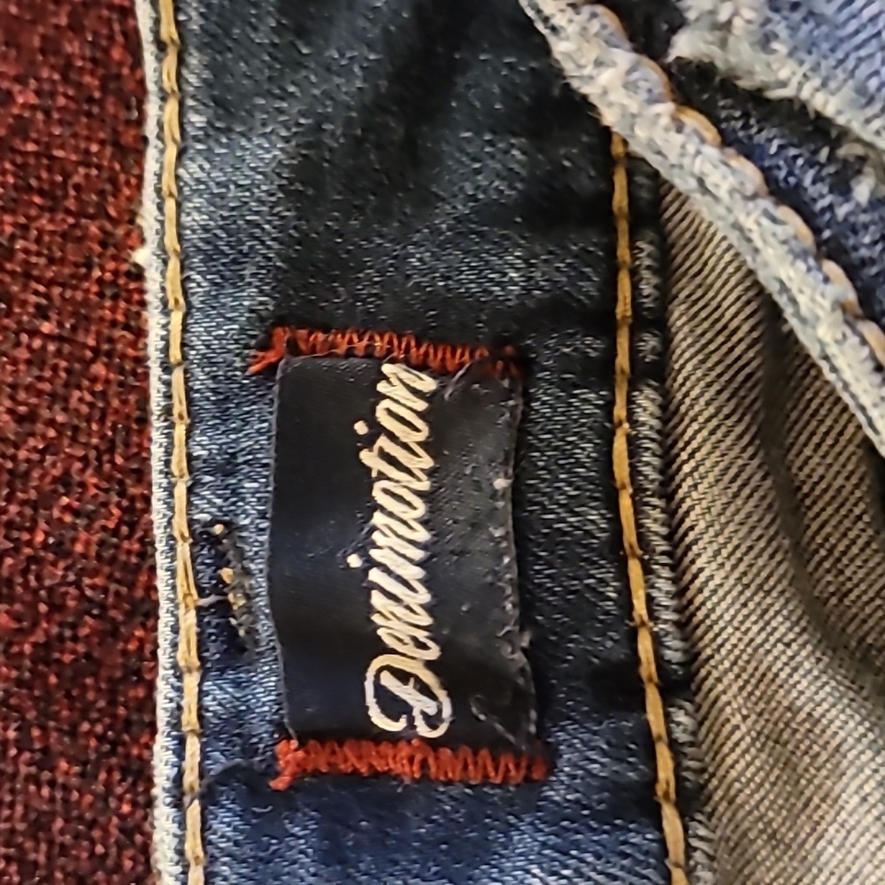 Silver Jeans - Picture 7 of 8